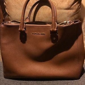 Michael Kors purse